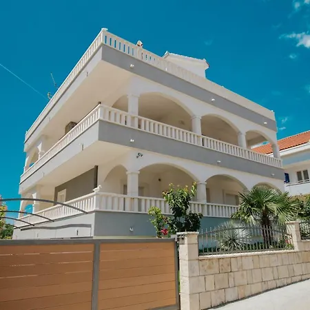 아파트 Blue Sea House *