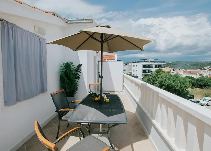 Apartment Blue Sea House